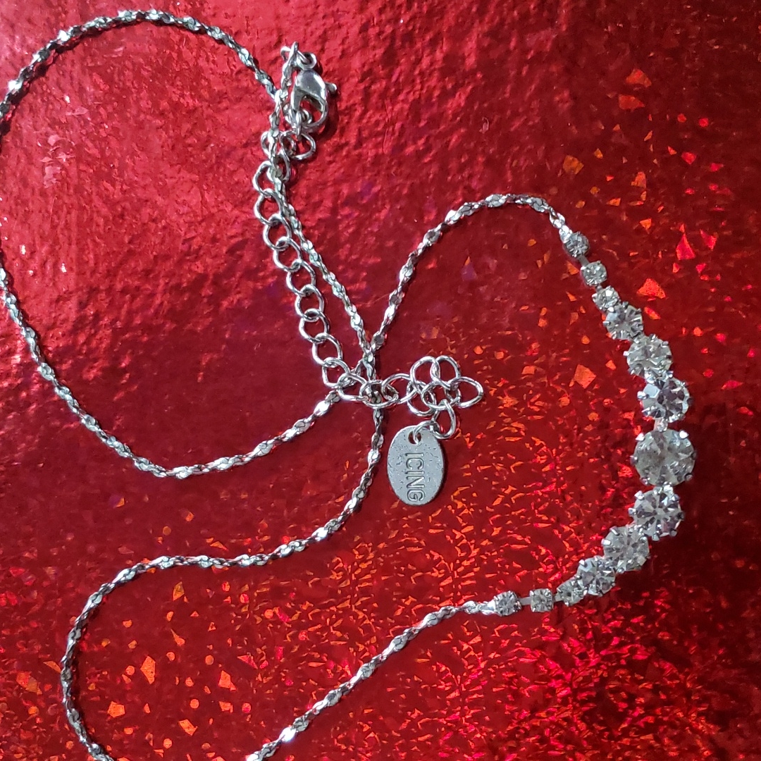 Necklace 7$